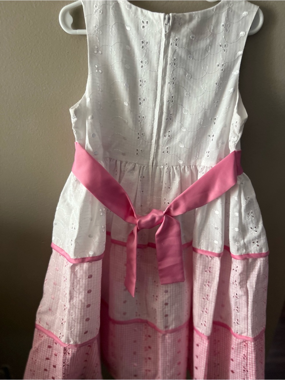 Jessica McClintock White and Pink Floral Sash Dress - Picture 6 of 8